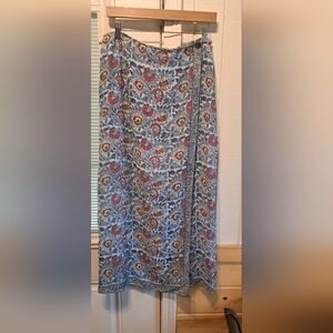 New J. Jill 100% Silk Floral Lined True  Wrap Blue Coral Skirt Church Brunch 14